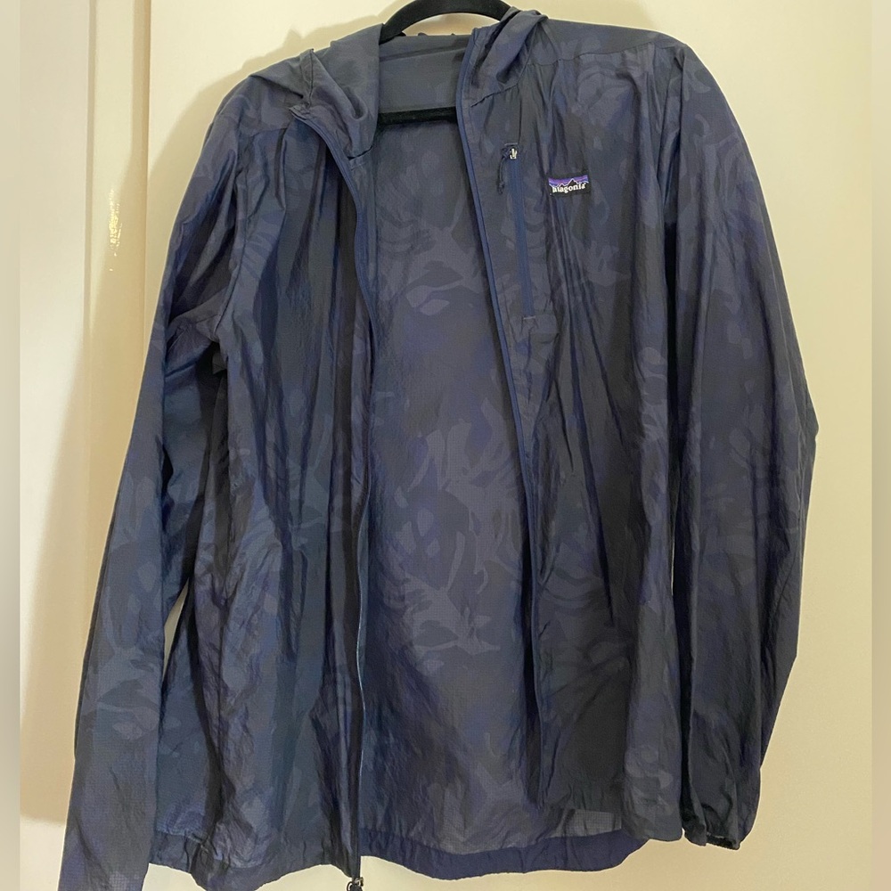 Patagonia Wind Breaker